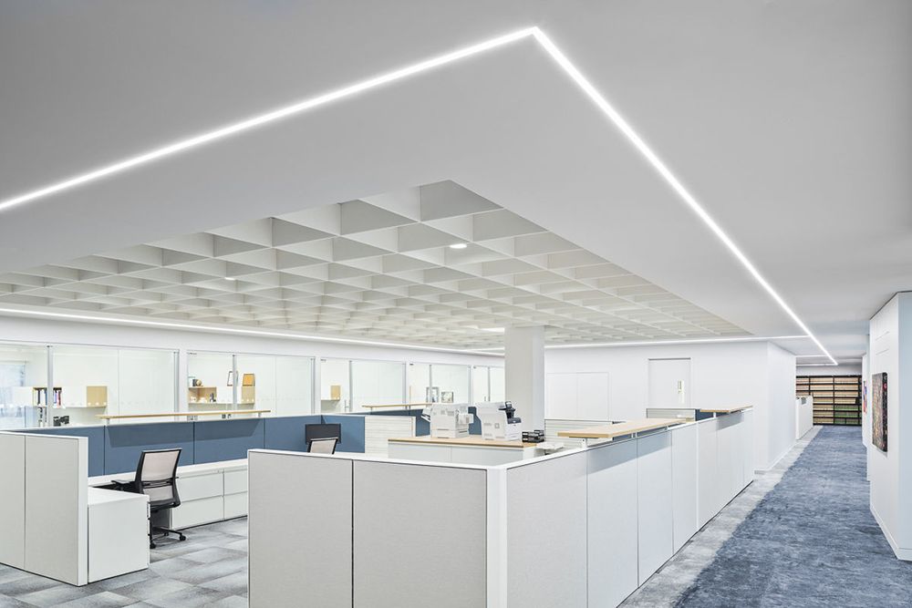 敞开办公区灯具照明案例